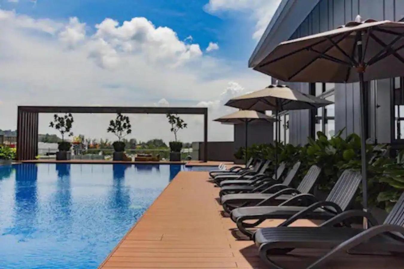 Le Pavilion Bandar Puteri Puchong Luaran gambar